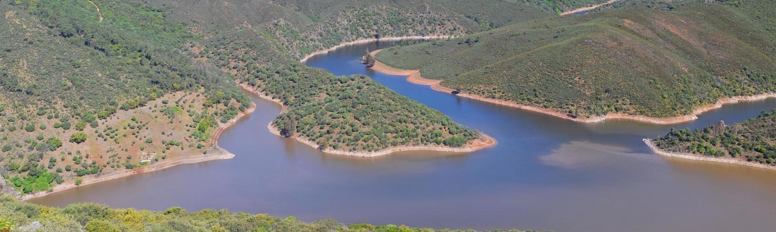 5 rutas en coche por Extremadura este otoño