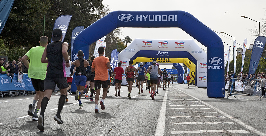 Hyundai amplía su compromiso con la movilidad cero emisiones y el deporte con “Run To Progress”