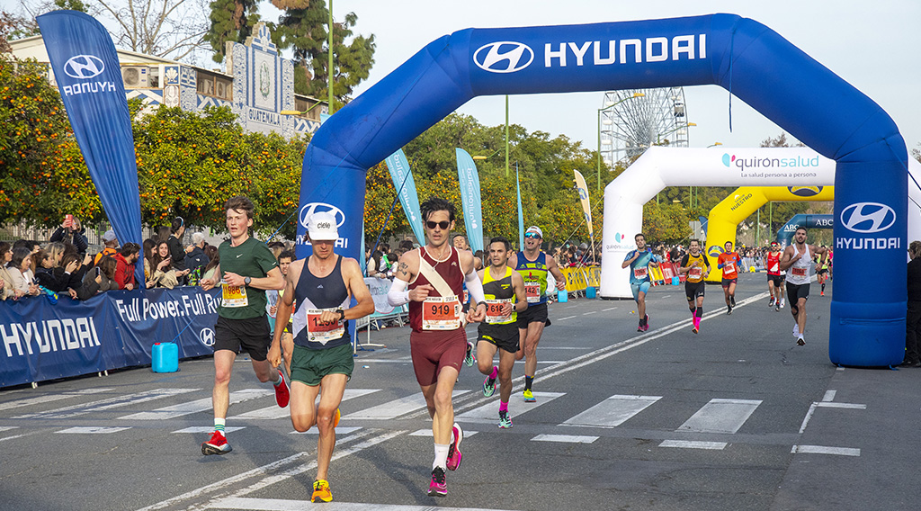 Gana 2 dorsales para el Medio Maratón de Sevilla 2025 con Hyundai