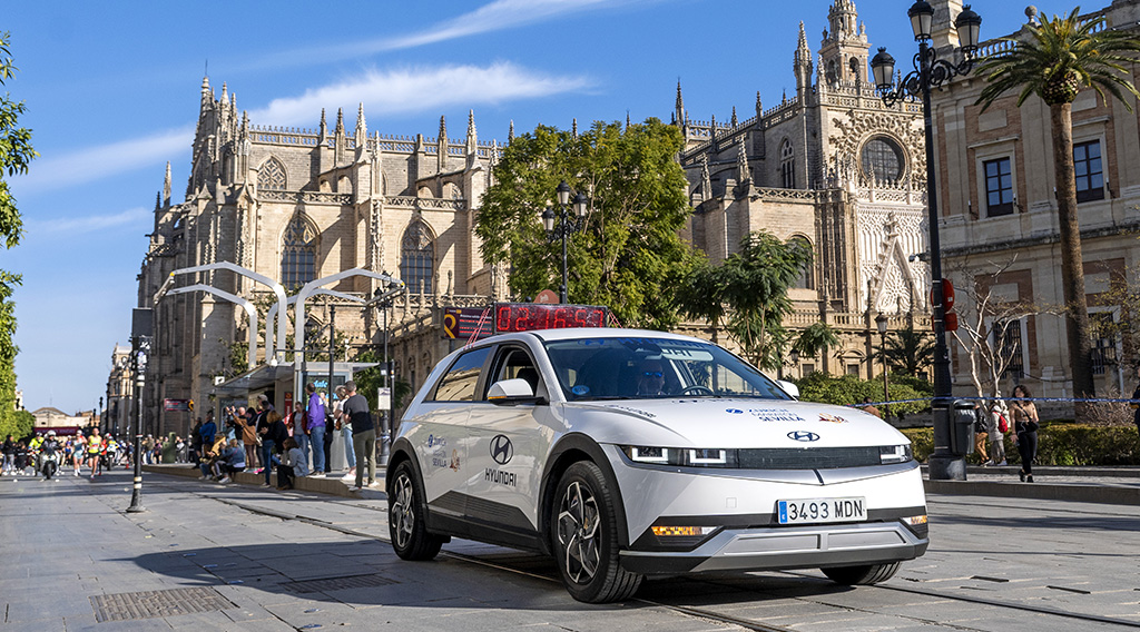 Coche Hyundai en Zurich Maratón Sevilla